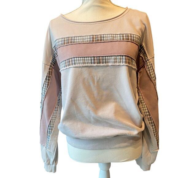 Hem & Thread Cropped sweatshirt Beige Pink Comfy Casual Soft Cozy Fall - Picture 1 of 6